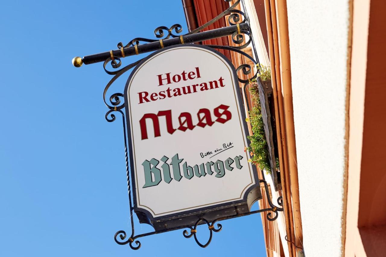 Hotel-Restaurant Maas Lutzerath Exteriör bild